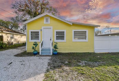 1712 32nd Avenue E Bradenton FL 34208