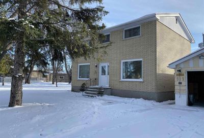 919 Fourth ST E Fort Frances ON P9A1T3