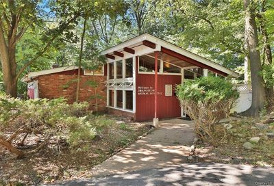 564 Route 303 Blauvelt NY 10913