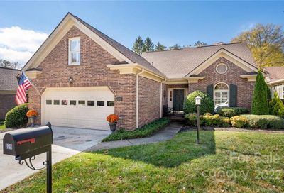 129 Glenbrook Drive Hendersonville NC 28739