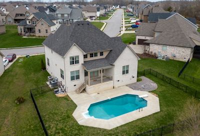 1036 Chagford Dr Clarksville TN 37043