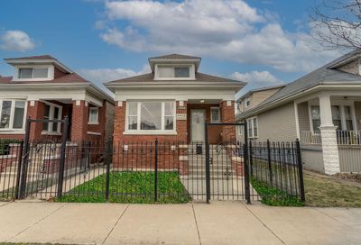 6422 S Troy Street Chicago IL 60629