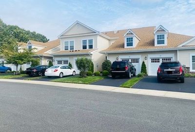 26 Cricket Court Shirley NY 11967