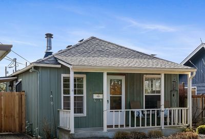 914 8th Avenue SW Puyallup WA 98371