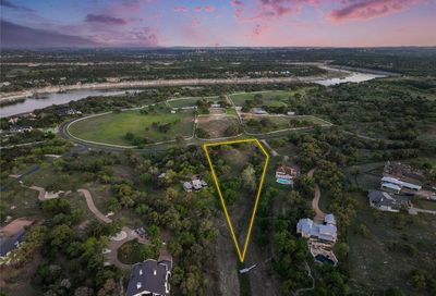 2922 Travis Lakeside Drive Spicewood TX 78669