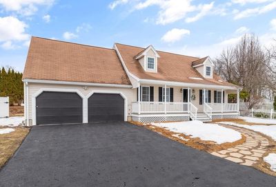 12 Adelaide Circle Worcester MA 01606