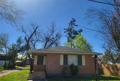 207 W 3rd Street Elgin TX 78621
