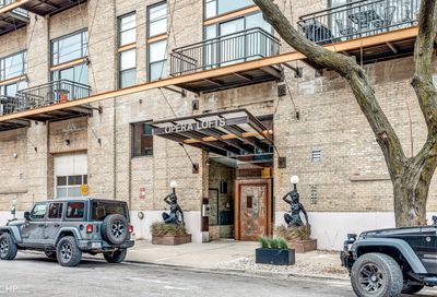 2545 S Dearborn Street Chicago IL 60616