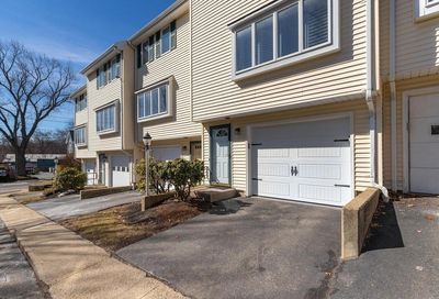 59 Denver St Saugus MA 01906