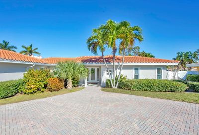 136 Bayside Drive Clearwater Beach FL 33767