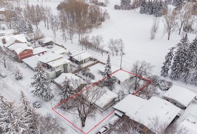 2403 Charlebois Drive NW Calgary AB T2L0T2