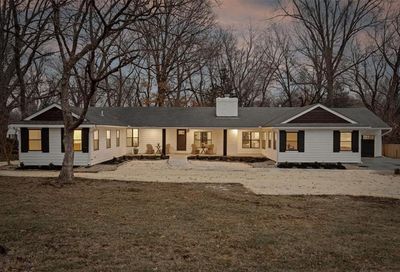 6521 Mission Road Mission Hills KS 66208