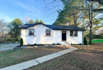 109 Jason Ct Portland TN 37148