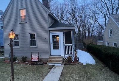 28 Marconi Rd Worcester MA 01606