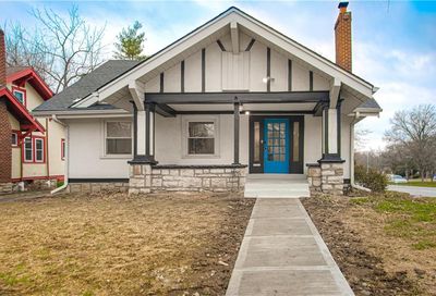 1125 W 75th Terrace Kansas City MO 64114