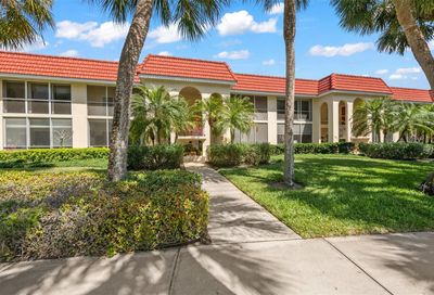 137 Avenida Messina Sarasota FL 34242