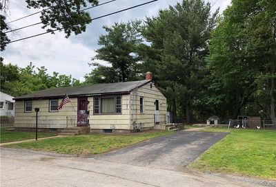 33 Fyffe Avenue Cranston RI 02920