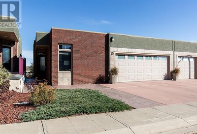 10 Palisades LANE NE Medicine Hat AB T1C2B4