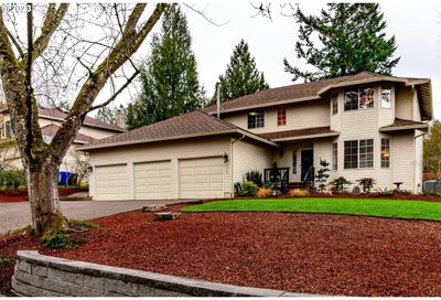 5626 SW Coronado St Portland OR 97219