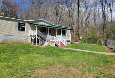 53 Whisper Street Clyde NC 28721