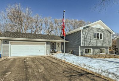 1925 11th Avenue Shakopee MN 55379