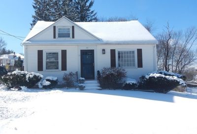 73 John St. Clinton MA 01510