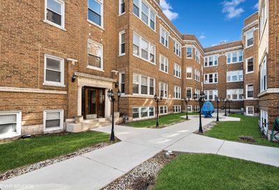 6906 N Lakewood Avenue Chicago IL 60626