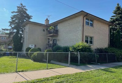 6520 W Gunnison Street Harwood Heights IL 60706