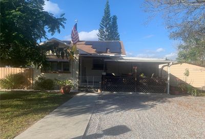 4339 57th Avenue N St Petersburg FL 33714