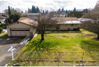 33686 E Columbia Ave Scappoose OR 97056