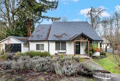 18350 Lower Midhill Dr West Linn OR 97068