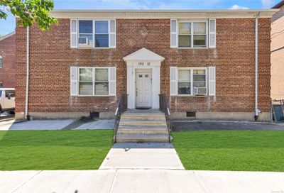 190-12 Station Road Flushing NY 11358