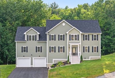 7 Stockwell Farm Way Sutton MA 01590