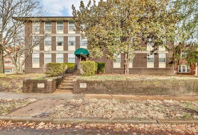 7571 Wellington Way Clayton MO 63105