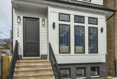 1827 W School Street Chicago IL 60657