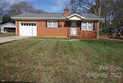115 Pine Street Morganton NC 28655