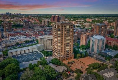 400 W 49th Terrace Kansas City MO 64112