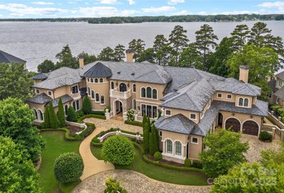 18019 Harbor Light Boulevard Cornelius NC 28031