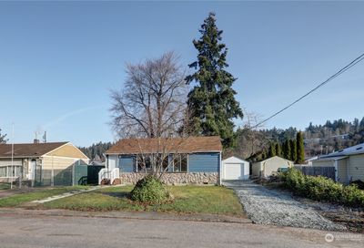 10821 53rd Street Ct E Puyallup WA 98372