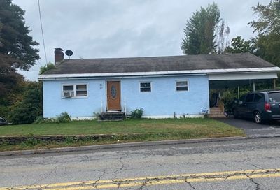 27 Graham St Leominster MA 01453