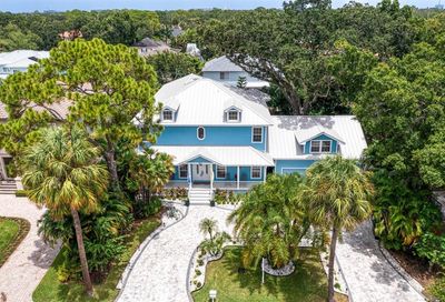4617 W Leona Street Tampa FL 33629