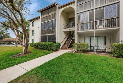 1871 Pine Ridge Way W Palm Harbor FL 34684