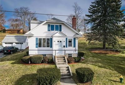 17 Hargreaves Street Johnston RI 02919