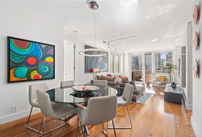 211 E 46th Street New York NY 10017