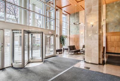 1122 N Clark Street Chicago IL 60610