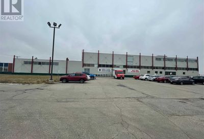 41 METROPOLITAN RD E Toronto ON M1R2T5