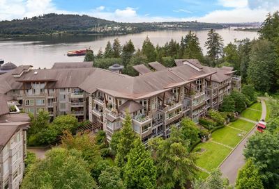 207 560 RAVEN WOODS DRIVE North Vancouver BC V7G2T3