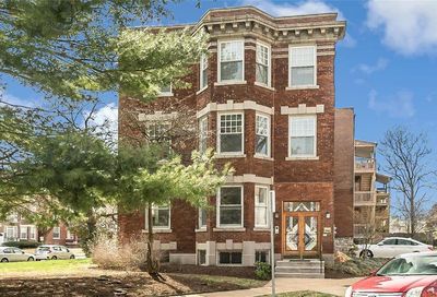 5900 Nina Place St Louis MO 63112