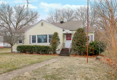 610 S Ottawa Street Earlville IL 60518