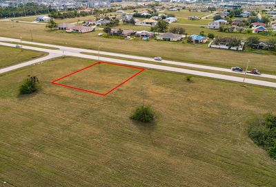 2211 Diplomat Parkway E Cape Coral FL 33909